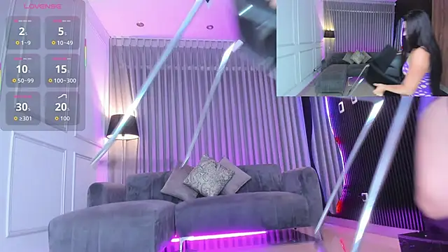 Anna parkker  online show from 09.23.25