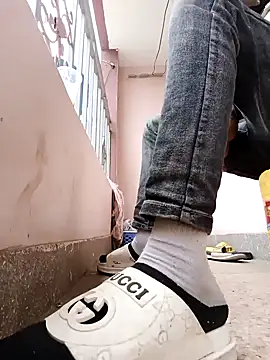 Snapshot of Hard-pornstar chatting on 11.01.25 Hard-pornstar online show from 11.01.25