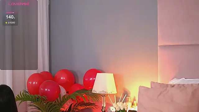 AlmaLuv online show from 02.22.25