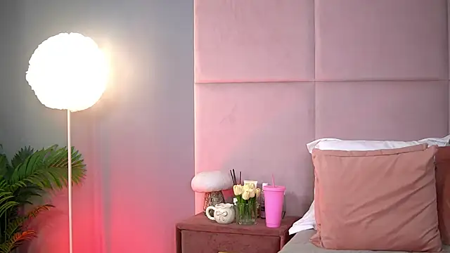 AlmaLuv online show from 10.01.25