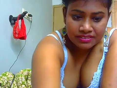 sexy roma online show from 12.22.24