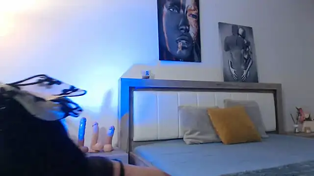 LaylaCruzRose online show from 01.23.25