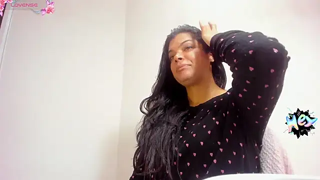 Sweetdreamses  online show from 02.21.25