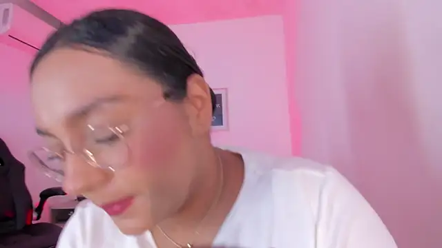 ellamontoya online show from 01.13.26