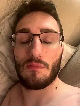 EE123458 online show from 09.17.25