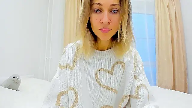 Snapshot of Mona_Cruz chatting on 12.02.24 Mona Cruz online show from 12.02.24