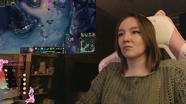 MoonlishSiren online show from 12.05.25