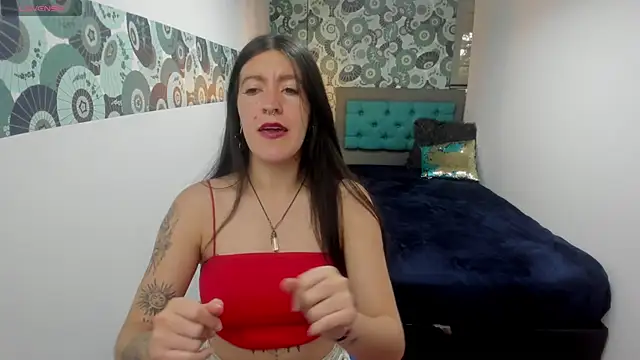 Snapshot of LiaCooper_ chatting on 12.23.24 LiaCooper online show from 12.23.24