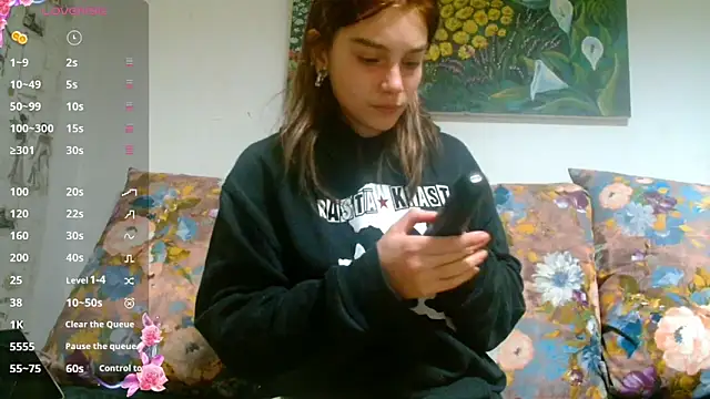 Sophie Bell online show from 12.18.24