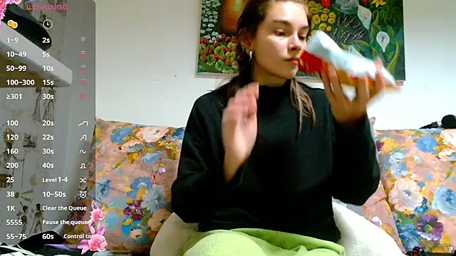Sophie Bell online show from 01.17.25