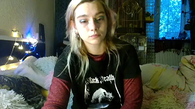 Sophie Bell online show from 04.29.26