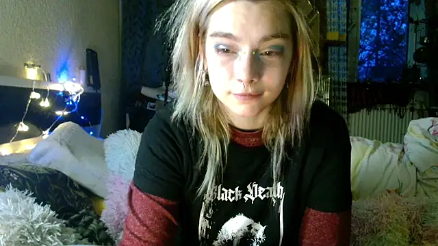 Sophie Bell online show from 04.29.26