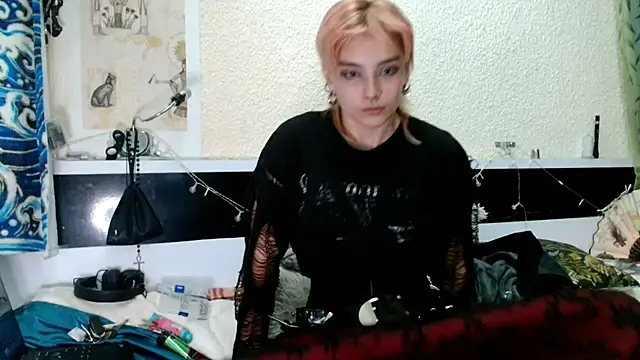 Sophie Bell online show from 06.07.26