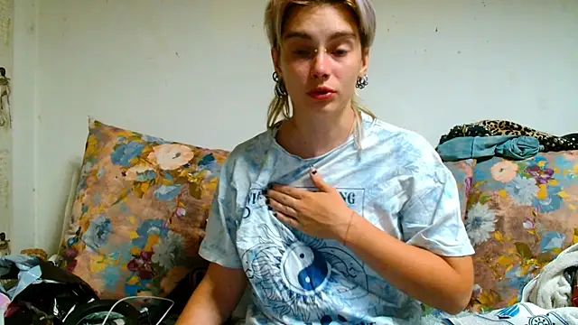 Sophie Bell online show from 07.04.26