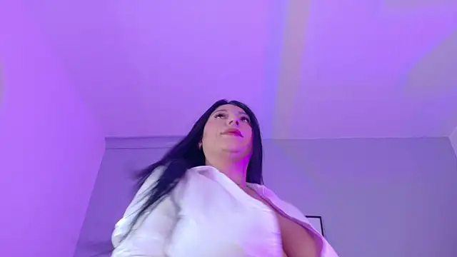 KendalMilleer online show from 10.08.25