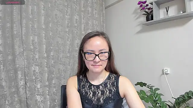 Diana Taylor online show from 04.14.26