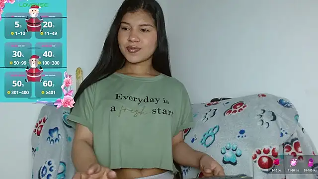 Snapshot of SophiaMeyerst chatting on 01.08.25 SophiaMeyerst online show from 01.08.25