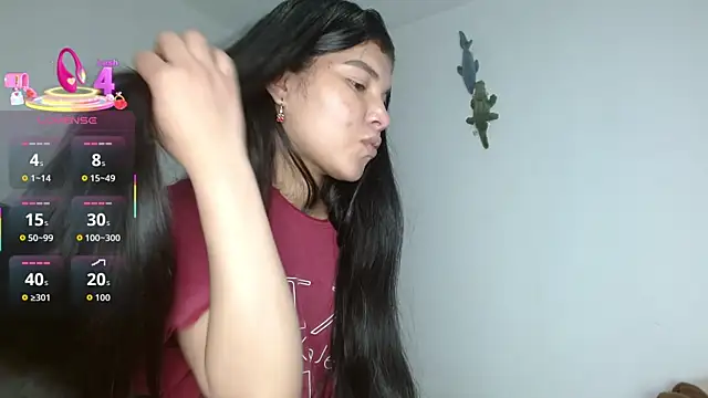 Snapshot of SophiaMeyerst chatting on 09.10.25 SophiaMeyerst online show from 09.10.25