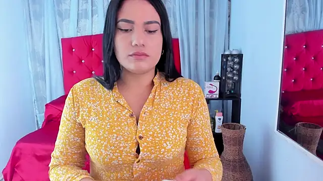 Snapshot of Cumming_Tiffani chatting on 02.03.25 Cumming Tiffani online show from 02.03.25