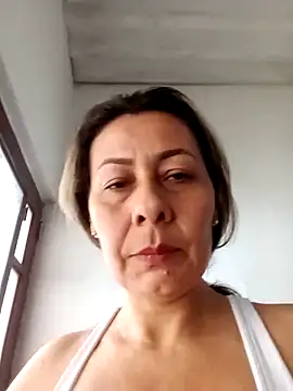 Mia-funny20 online show from 02.13.25