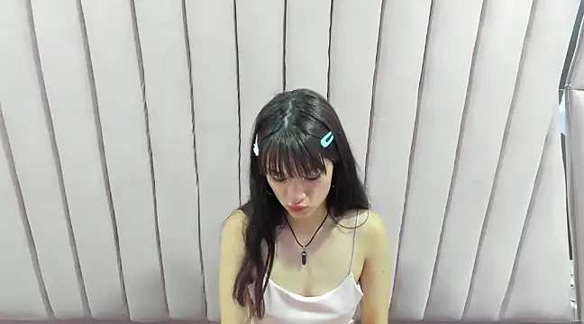 Snapshot of Aurora_18 chatting on 03.12.25 Aurora 18 online show from 03.12.25