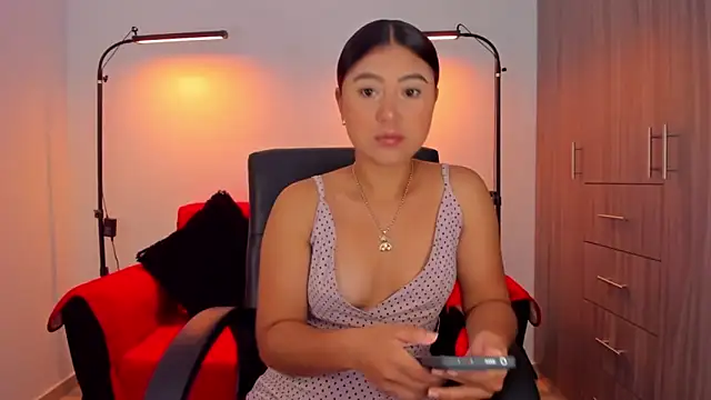 cloy baby   online show from 12.03.25