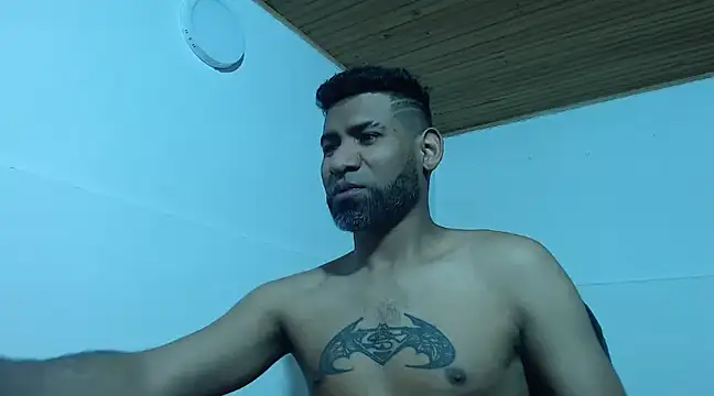 Enriblack92 online show from 12.14.24