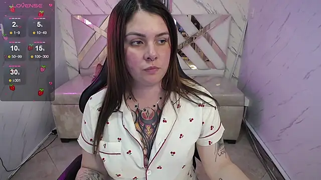 Snapshot of Paula_b_ chatting on 09.16.25 Paula b online show from 09.16.25