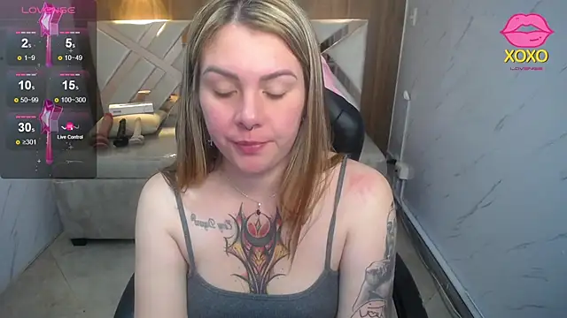 Paula b  online show from 04.14.26