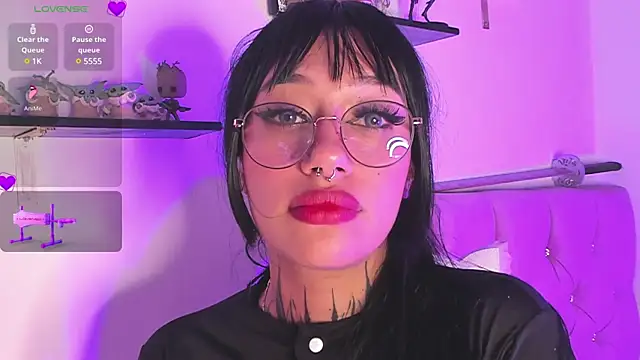 Akari1 Mischief online show from 12.13.24