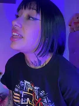 Akari1 Mischief online show from 03.23.25