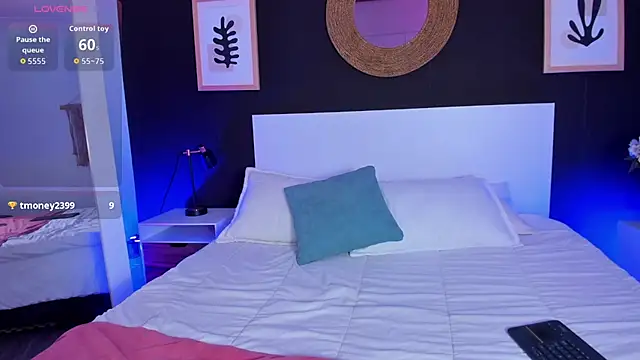 VioletPaket online show from 03.23.26