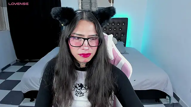 Snapshot of paula_kawaiifu_ chatting on 02.09.25 paula kawaiifu online show from 02.09.25