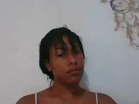 Snapshot of Kitra_New chatting on 12.30.24 Kitra New online show from 12.30.24