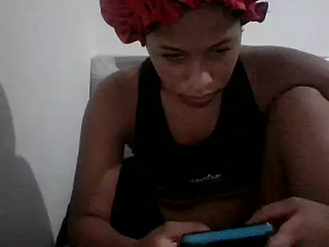 Snapshot of Kitra_New chatting on 02.26.25 Kitra New online show from 02.26.25
