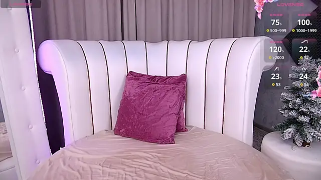 Unicorn  Girl online show from 12.28.24