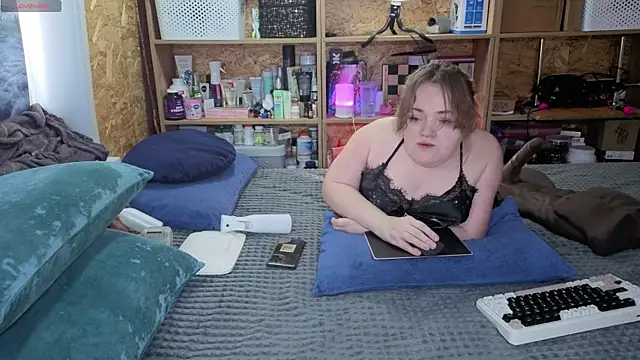 MiniNatalie online show from 03.04.26