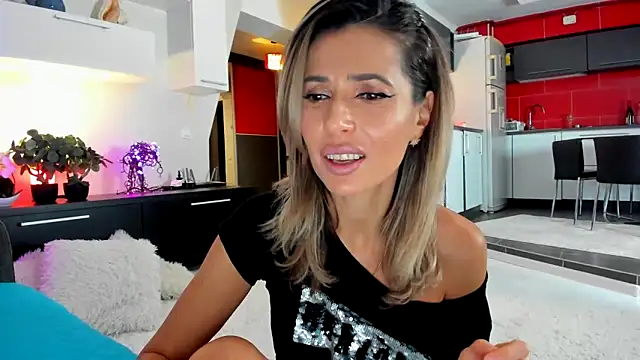 MissSmiley26 online show from 12.13.24