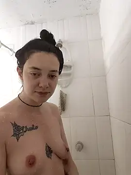 Snapshot of Isabella_21x chatting on 09.19.25 Isabella 21x online show from 09.19.25