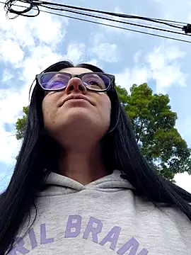 Snapshot of Isabella_21x chatting on 10.20.25 Isabella 21x online show from 10.20.25