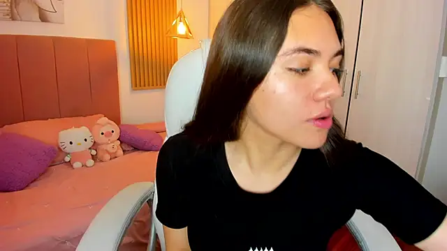 mia nevaeh online show from 01.07.25