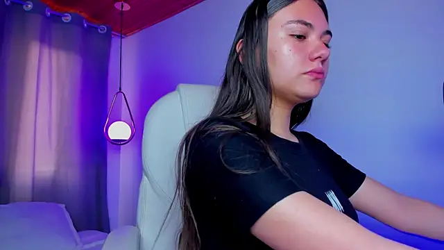 mia nevaeh online show from 02.06.26