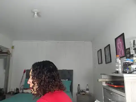 Corina hot online show from 01.03.25