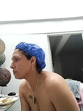 Corina hot online show from 01.28.25