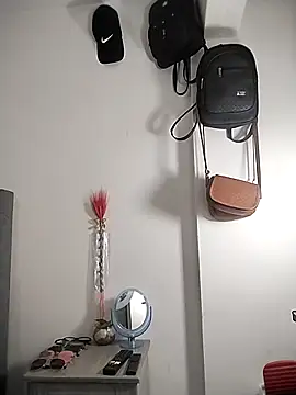 Corina hot online show from 03.09.25