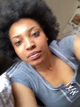 KimiAqua online show from 03.14.25