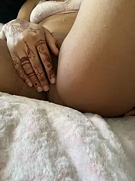 KimiAqua online show from 03.18.25