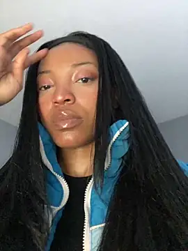 KimiAqua online show from 12.22.25