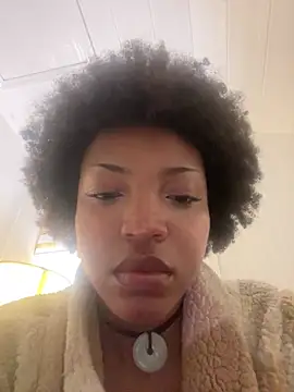 KimiAqua online show from 02.21.26