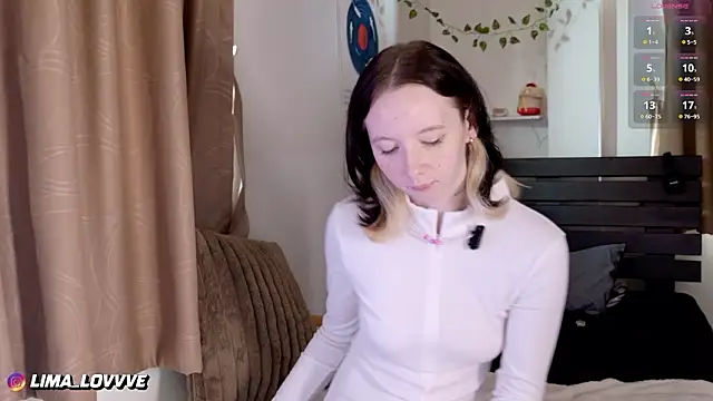 Snapshot of LimaLexxx chatting on 02.19.26 LimaLexxx online show from 02.19.26